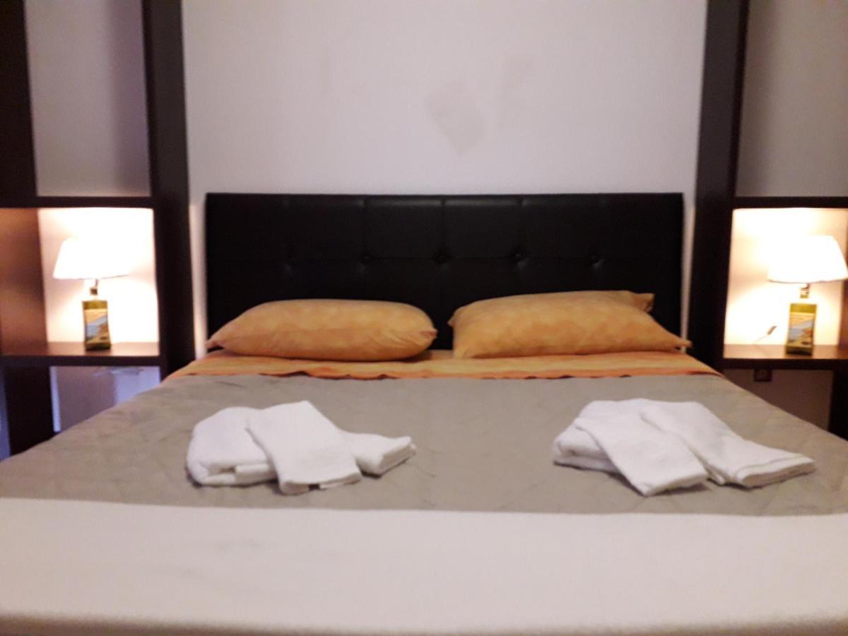 Apartamento Il Brindisi Di C & C Giardino Di Roma
